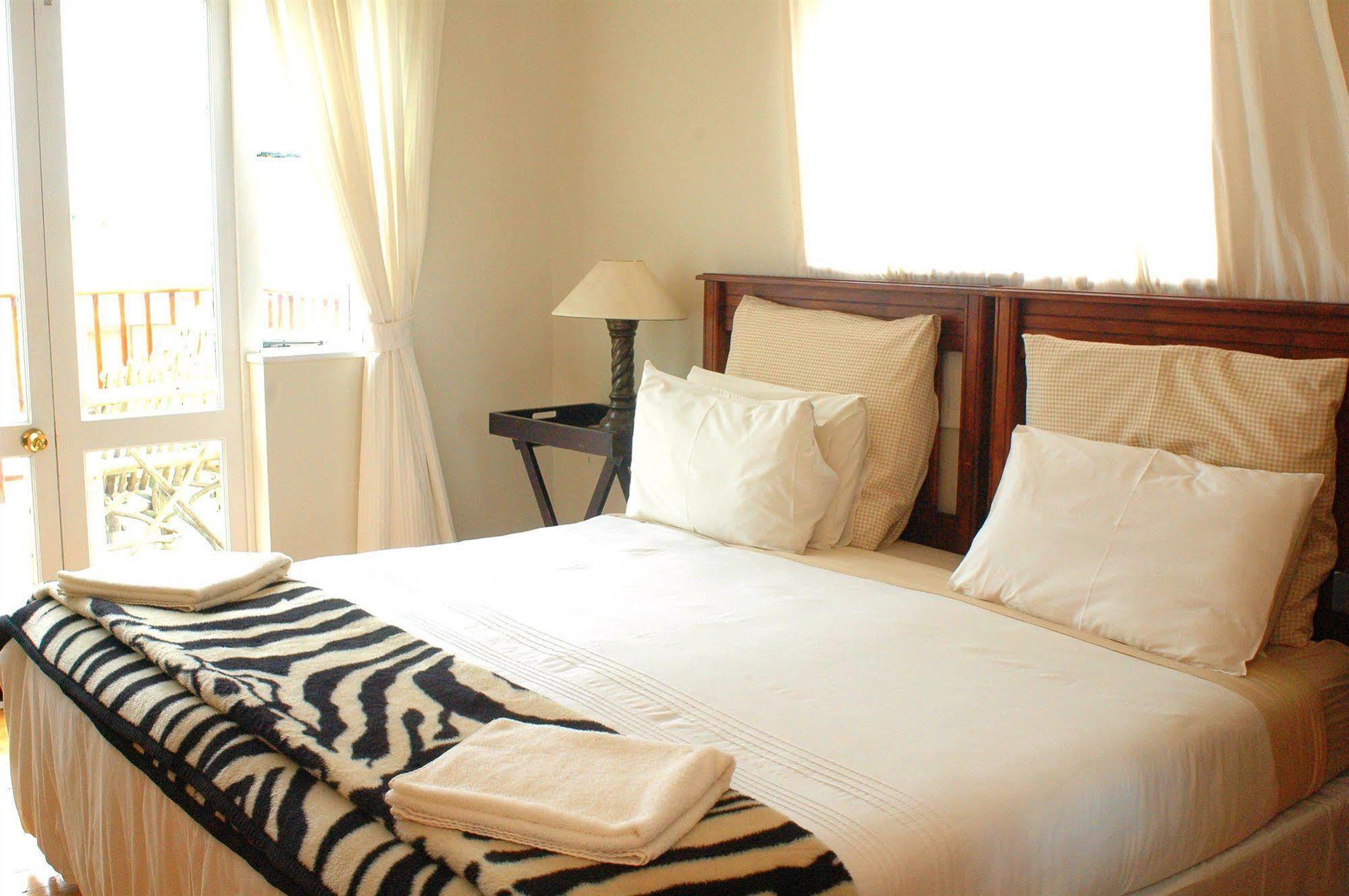 Baleens Hotel Hermanus Buitenkant foto