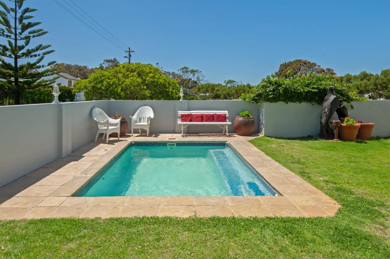 Baleens Hotel Hermanus Buitenkant foto