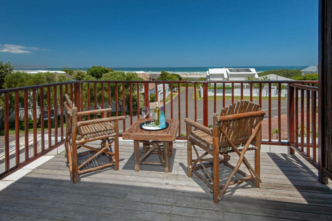 Baleens Hotel Hermanus Buitenkant foto