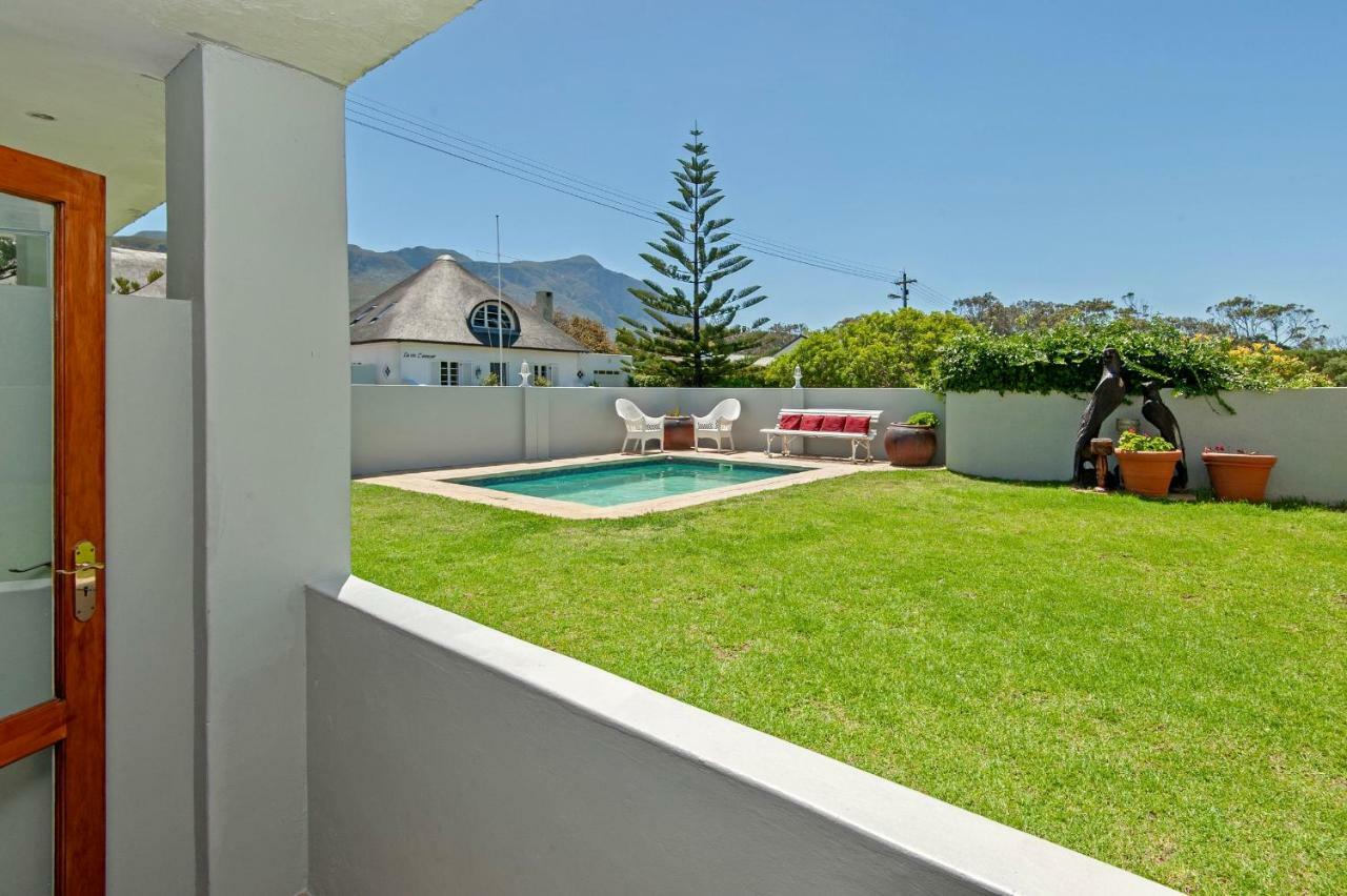Baleens Hotel Hermanus Buitenkant foto