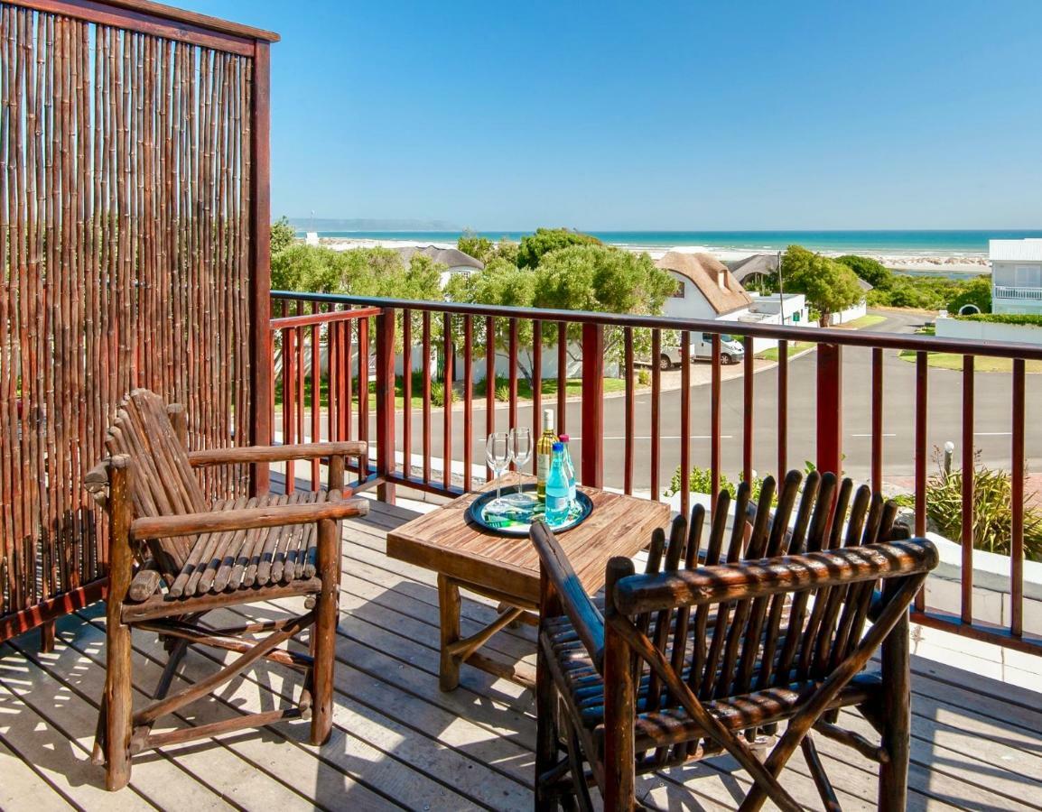 Baleens Hotel Hermanus Buitenkant foto
